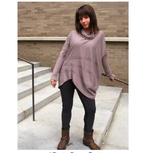 Masha Pullover by Veronique Miljkovitch